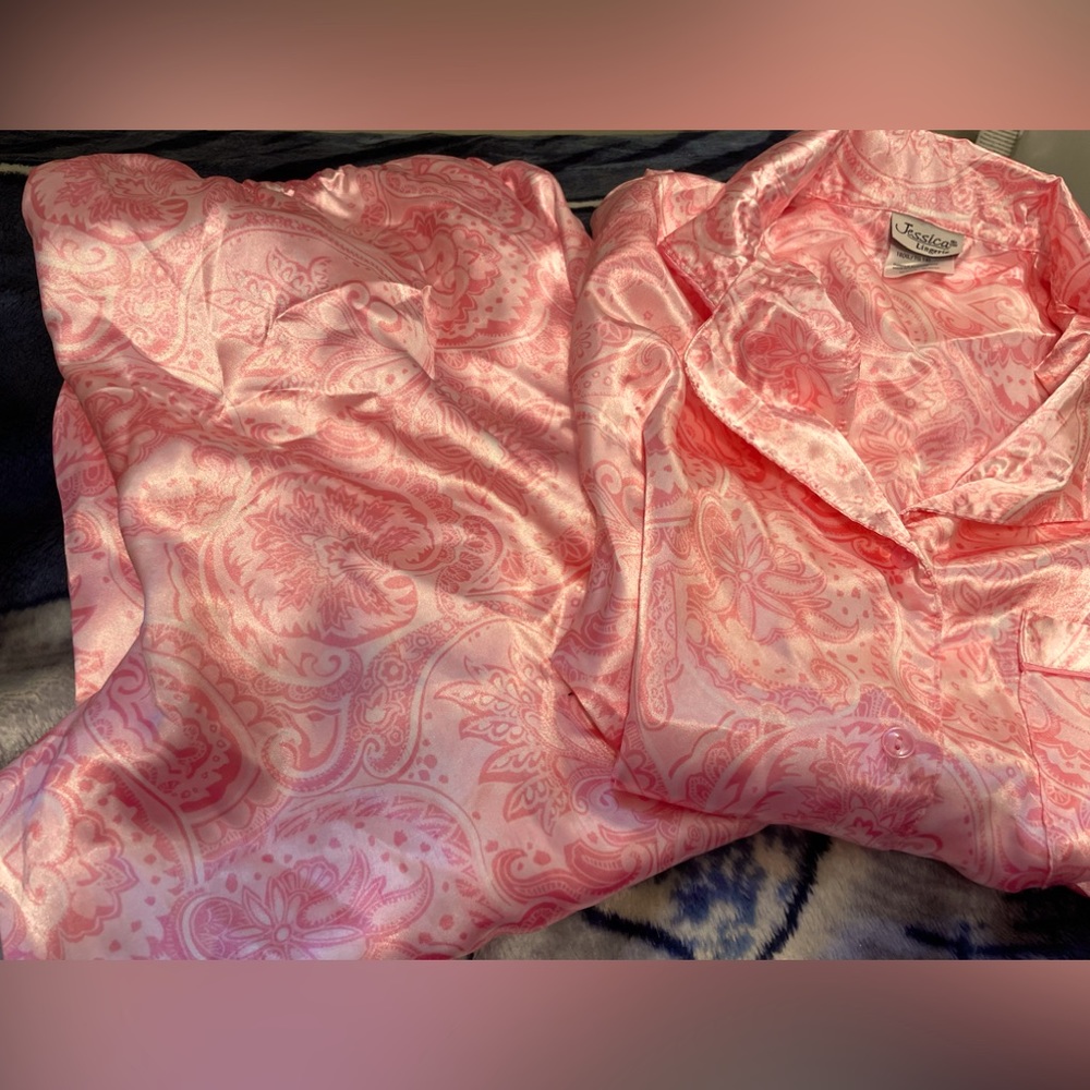 Satin-feel Jessica sleepwear set